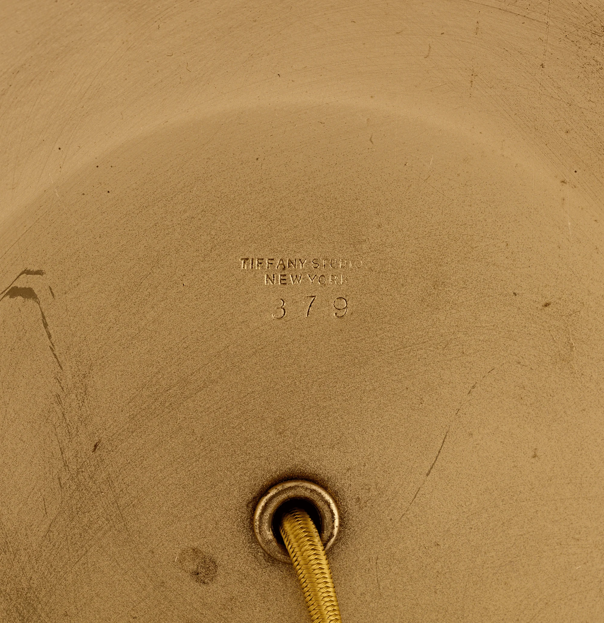 Tiffany Studios Amber Linenfold Floor Lamp - Image 5